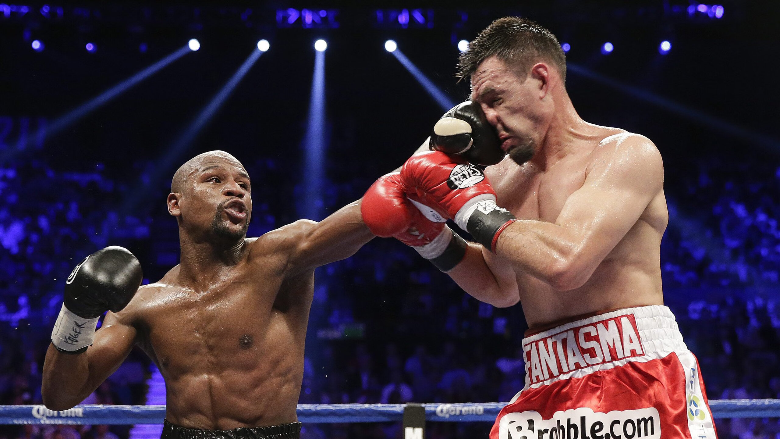 意甲焦点战之夜,萨拉赫彻底打爆防线,独舞亚平宁